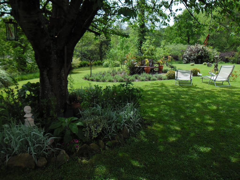 La Chevallerie B&B Isigny-le-Buat Bagian luar foto