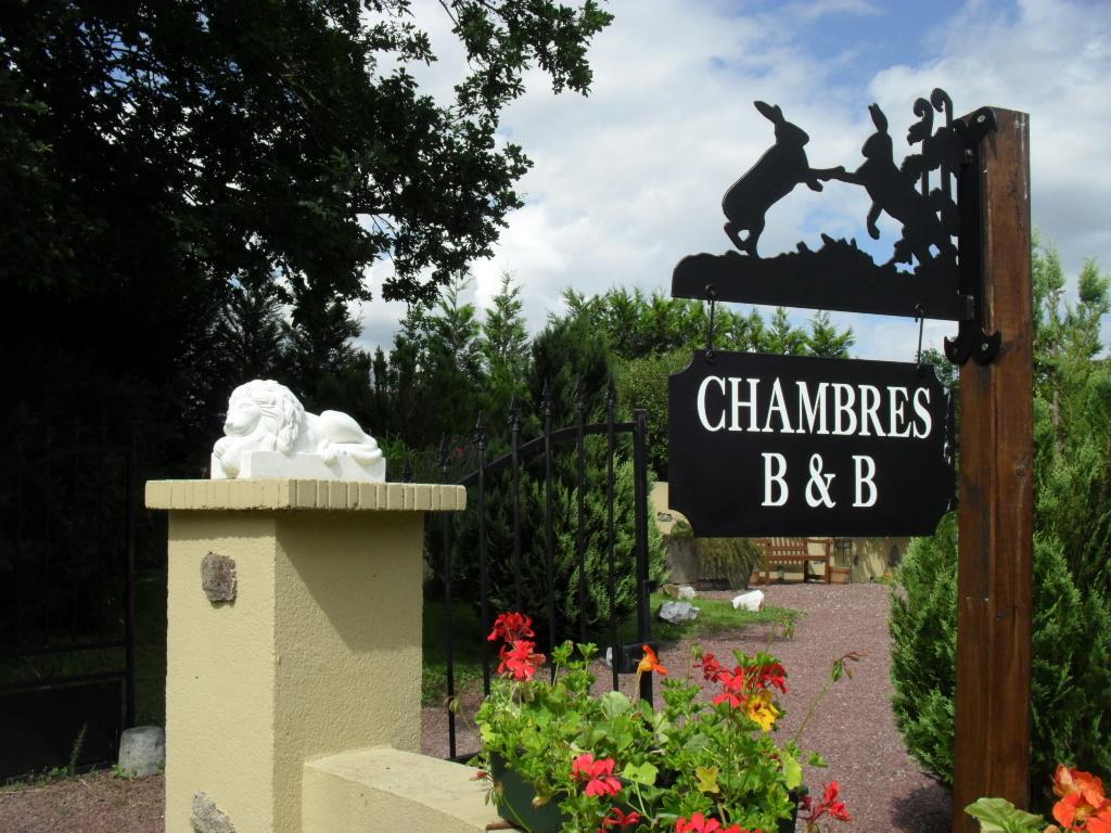 La Chevallerie B&B Isigny-le-Buat Bagian luar foto