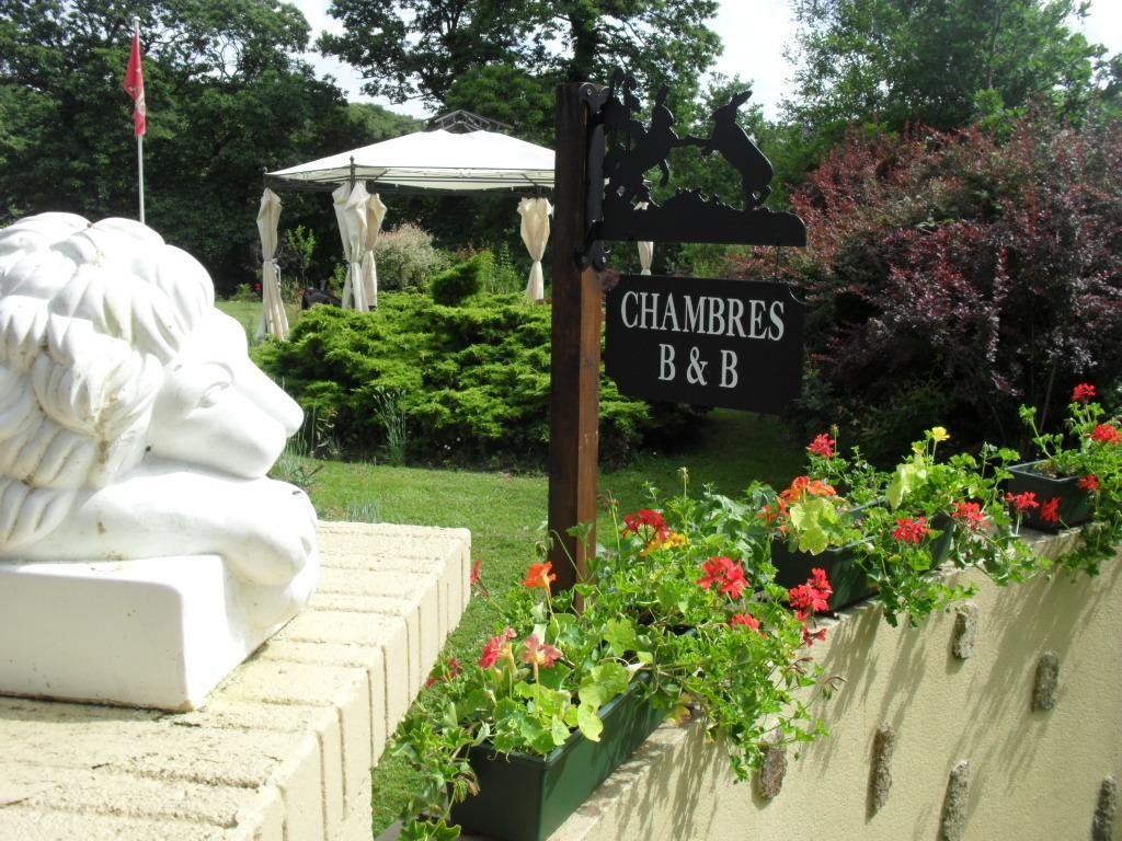La Chevallerie B&B Isigny-le-Buat Bagian luar foto
