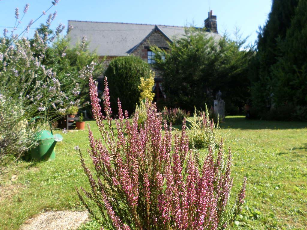 La Chevallerie B&B Isigny-le-Buat Bagian luar foto